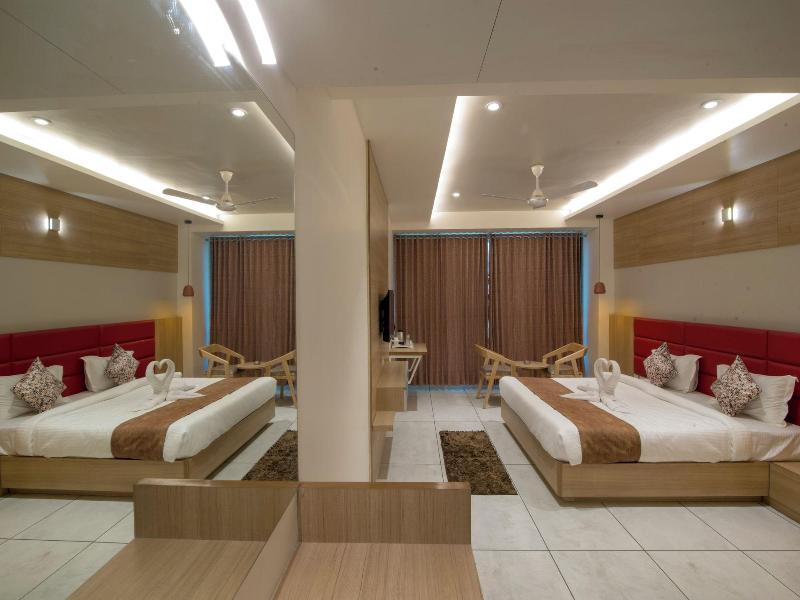 Hotel Silvera Grand image
