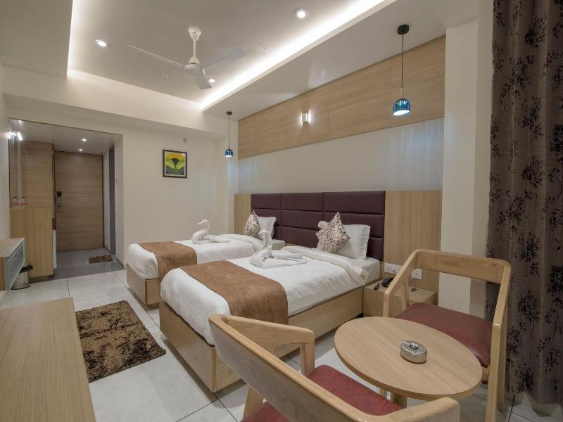 Hotel Silvera Grand image