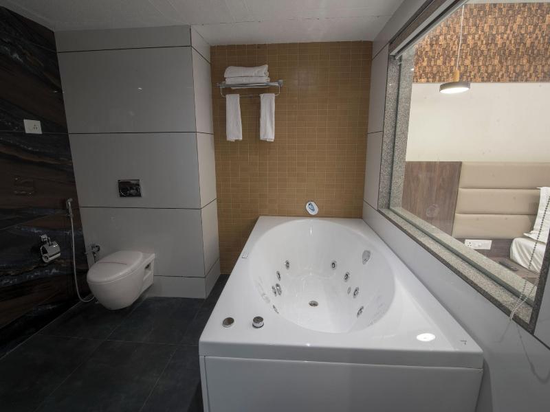 Hotel Silvera Grand image