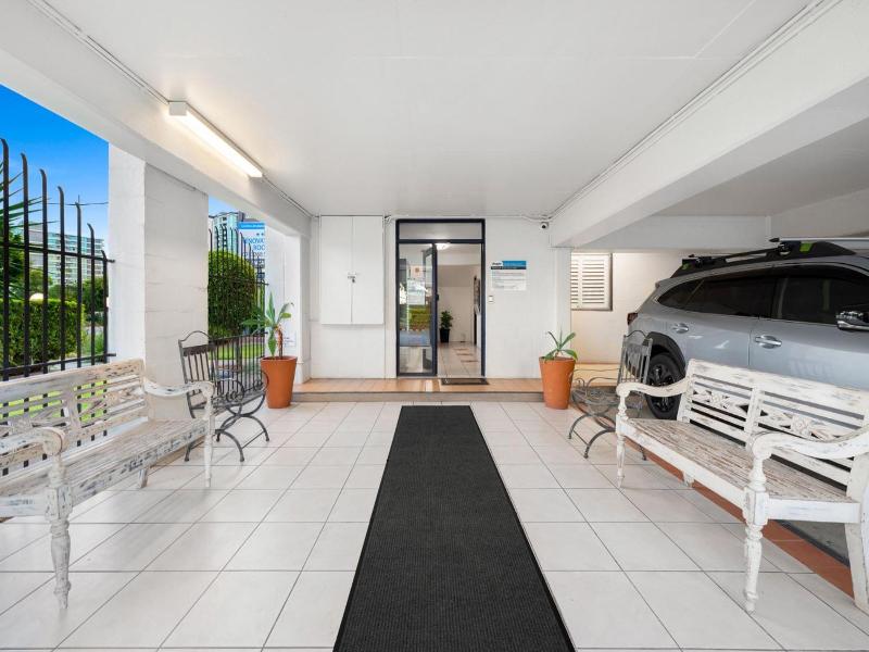 Hamilton Brisbane Airport Hotel image