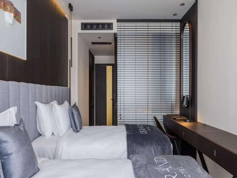 Derand Hotel image