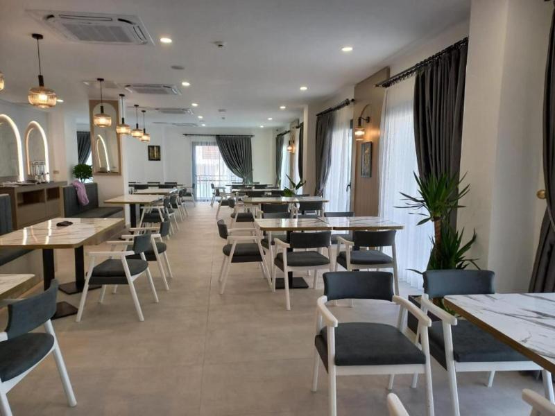 Dorana Art Hotel image