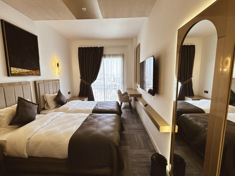 Dorana Art Hotel image