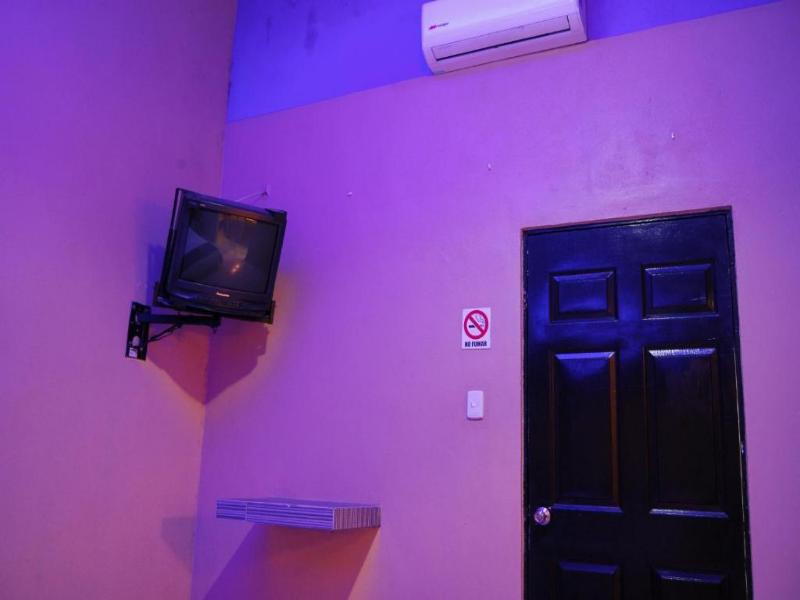 Oyo Hotel Oasis image