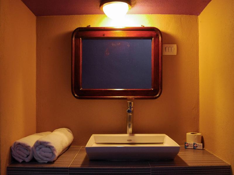 OYO Hotel Oasis, Monterrey image