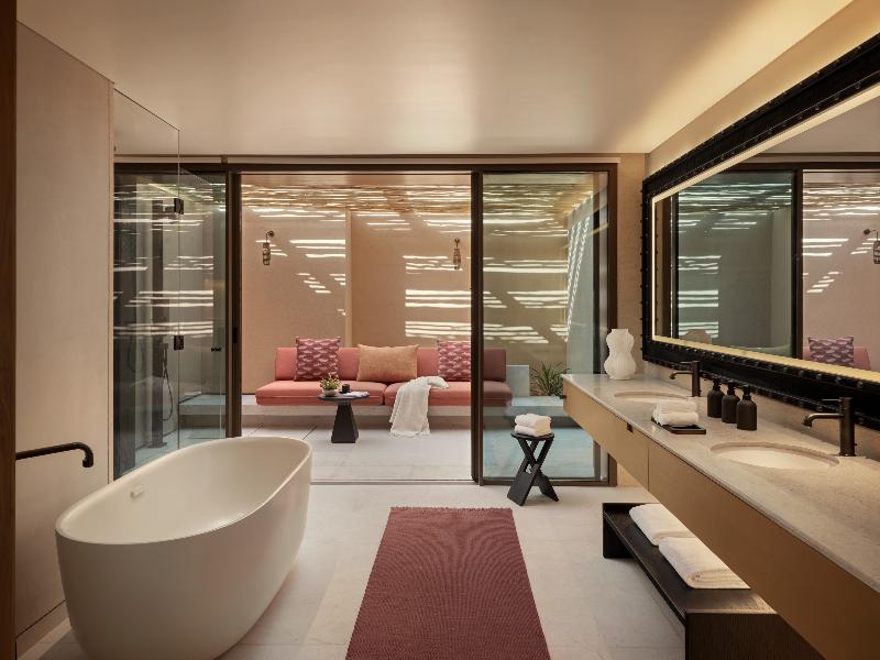 Six Senses Amaala image