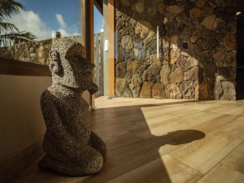 Hotel Ohana image