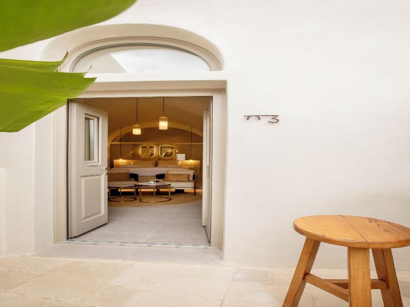 Utopia Suites Santorini