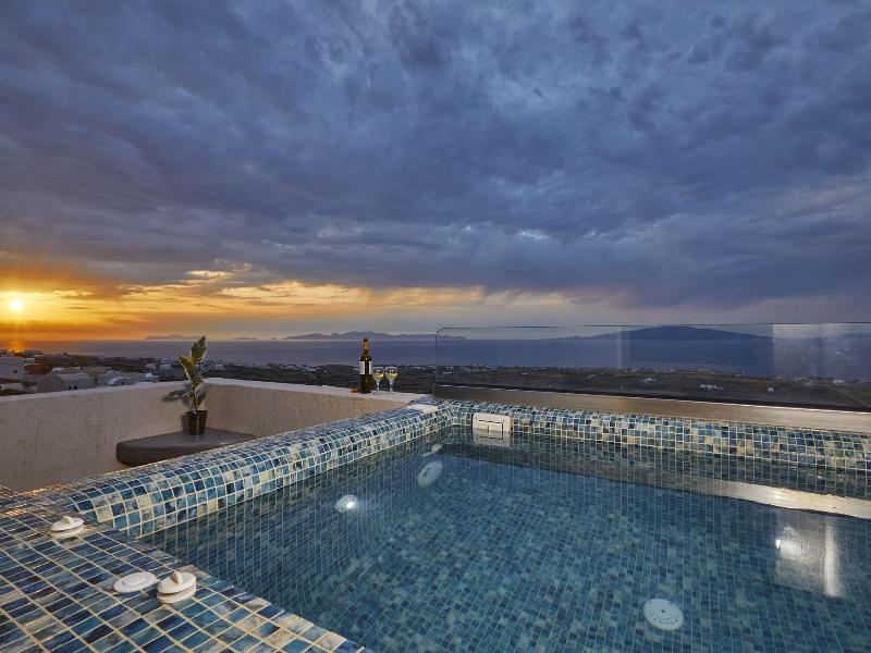 Alyvia Suites