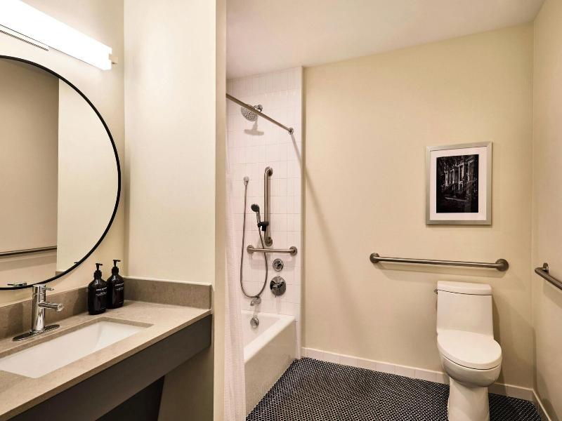 The Ann Savannah Apartments By Marriott Bonvoy image
