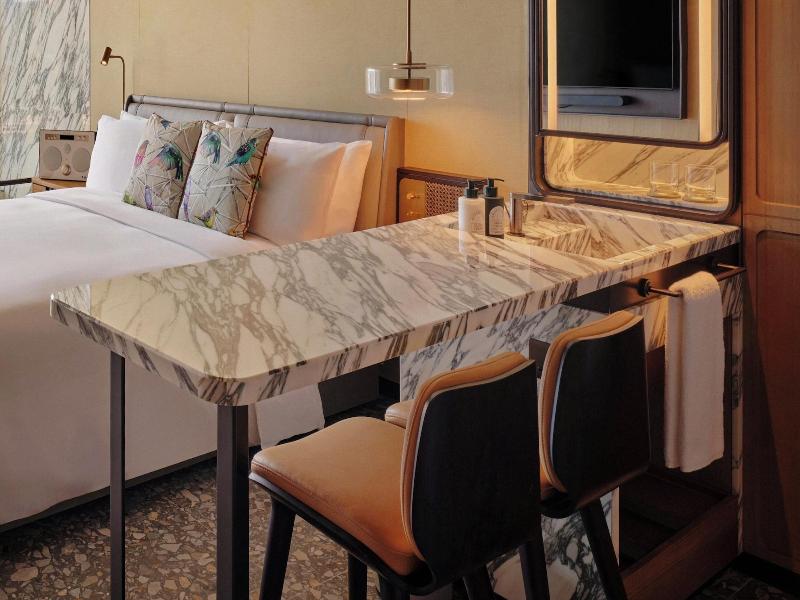 Kimpton Tsim Sha Tsui Hong Kong By Ihg image