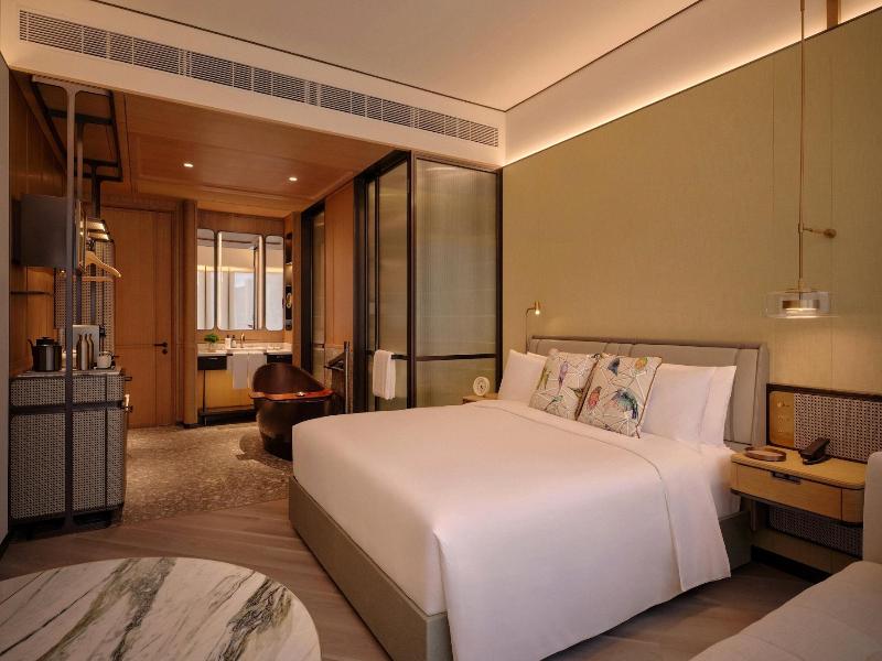 Kimpton Tsim Sha Tsui Hong Kong By Ihg image
