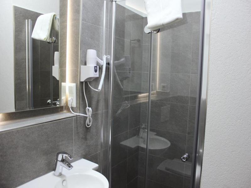 Hotel Rheinbrucke image