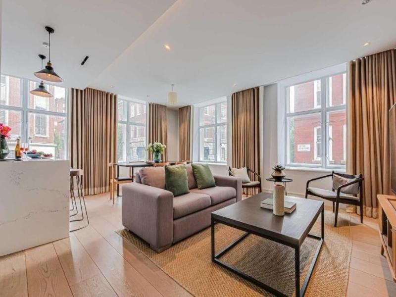 Westminster Apartments By D'montrio image