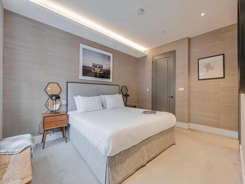 Westminster Apartments By D'montrio image