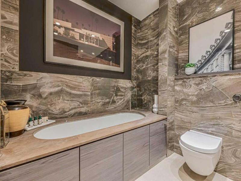 Westminster Apartments By D'montrio image
