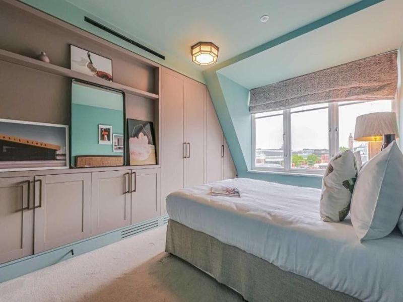 Westminster Apartments By D'montrio image