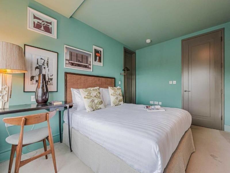 Westminster Apartments By D'montrio image