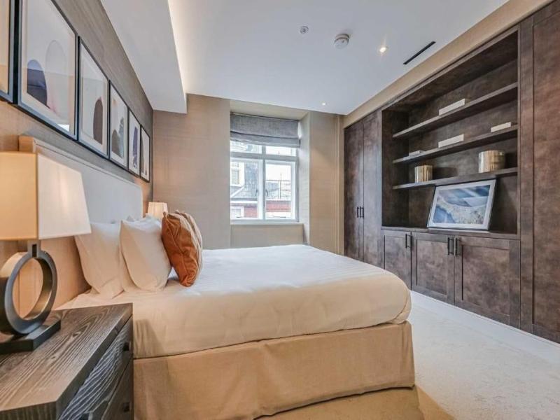 Westminster Apartments By D'montrio image