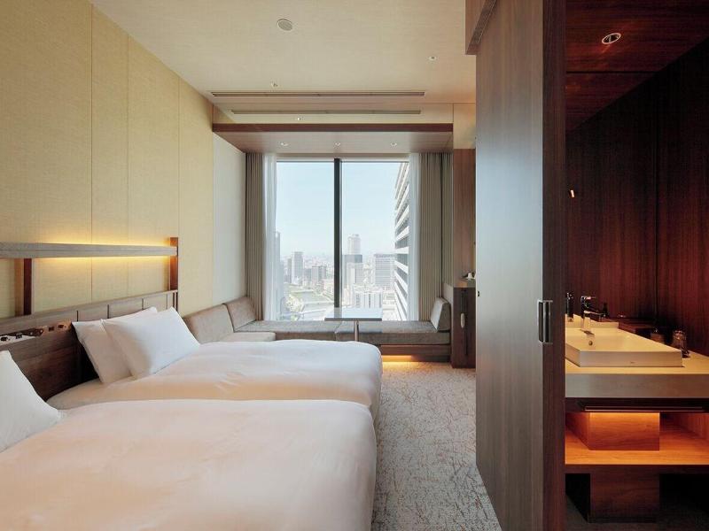 Candeo Hotels Osaka The Tower image