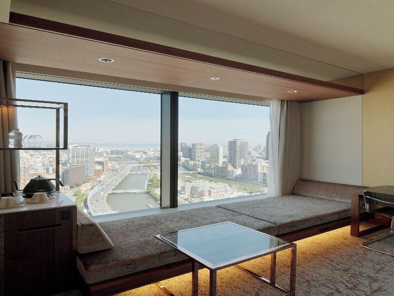 Candeo Hotels Osaka The Tower image