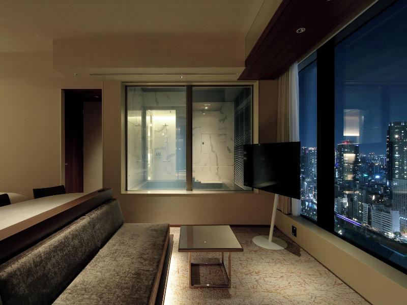 Candeo Hotels Osaka The Tower image