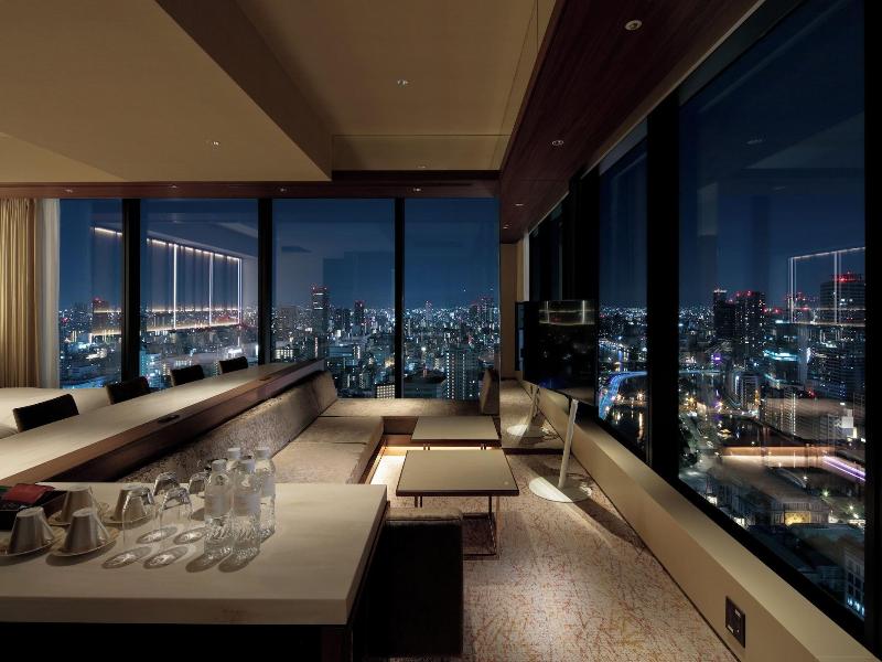 Candeo Hotels Osaka The Tower image