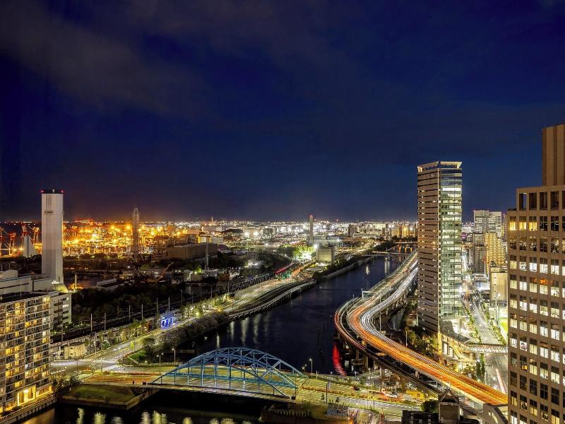 Ana Holiday Inn Tokyo Bay By Ihg image