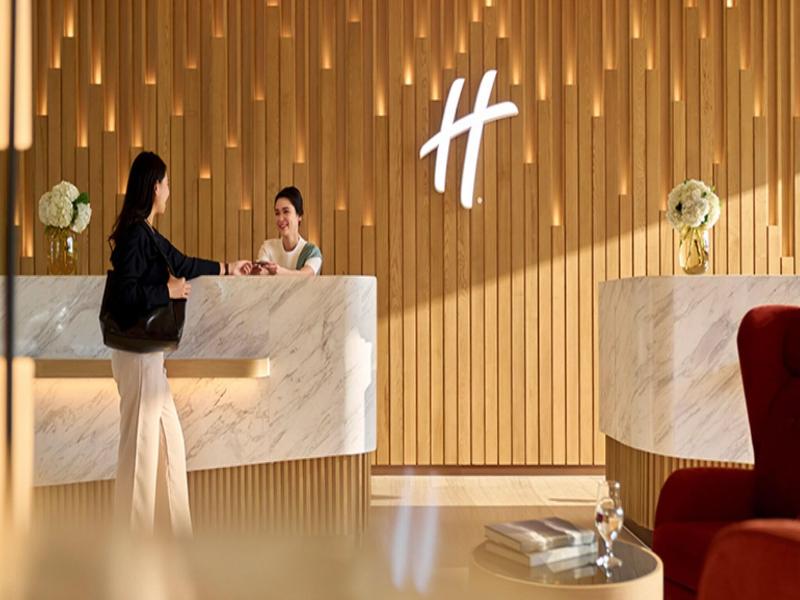 Ana Holiday Inn Tokyo Bay By Ihg image