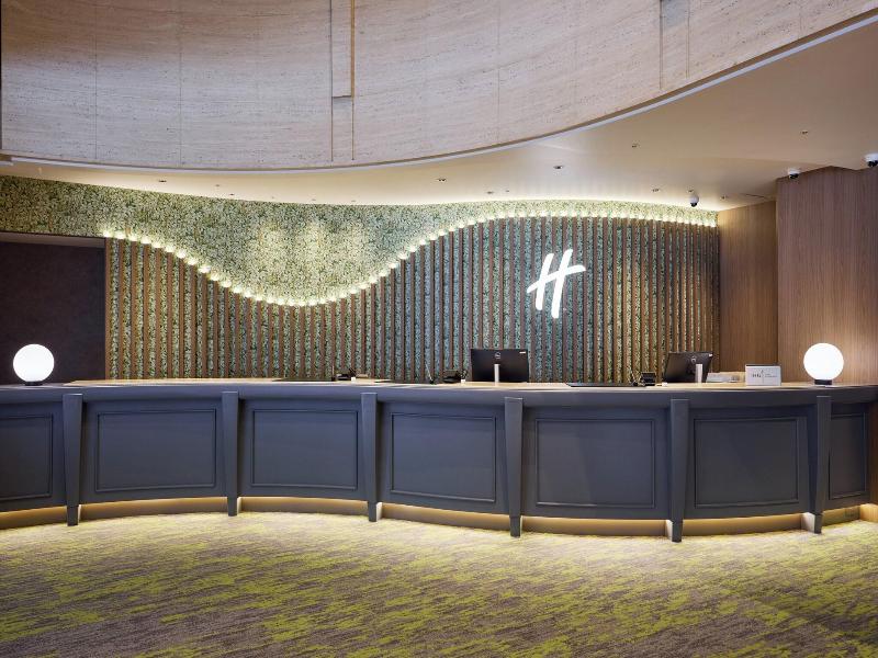 Ana Holiday Inn Tokyo Bay By Ihg image