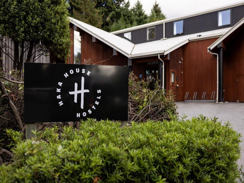 Haka House Queenstown Lakefront image