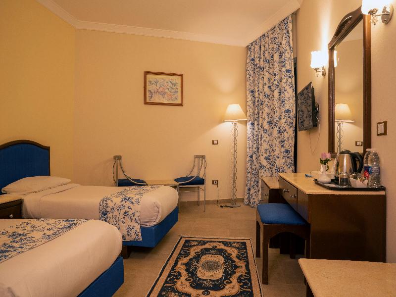 Dexon Roma Hotel & Aqua Park image
