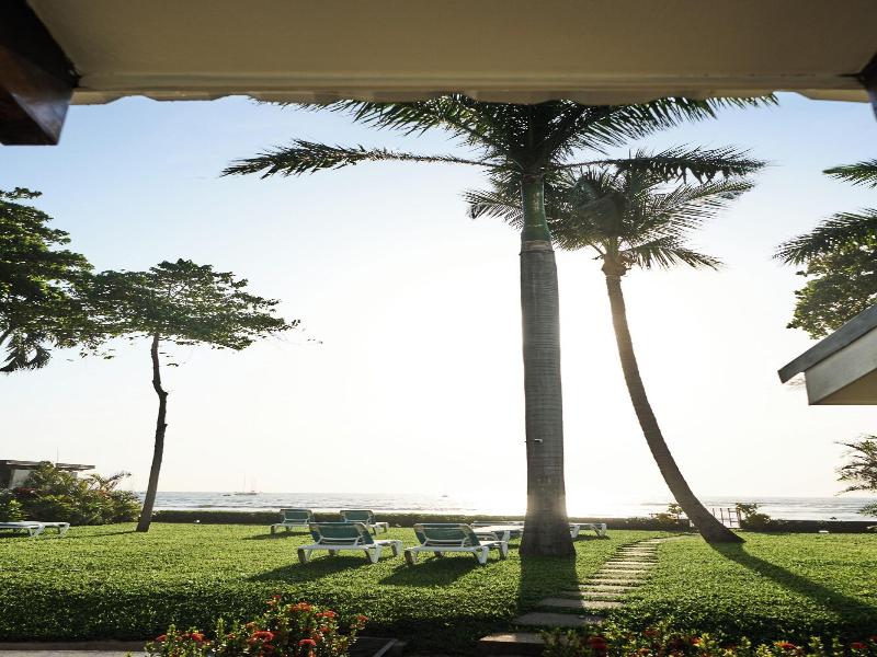 Hotel Perla De La Playa image