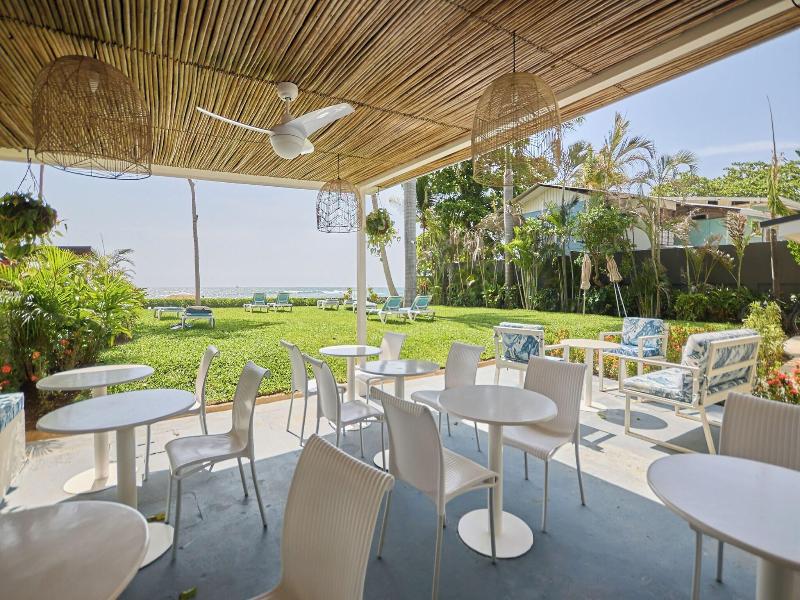 Hotel Perla De La Playa image
