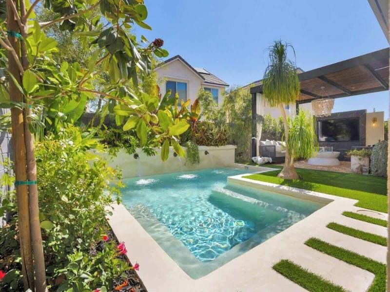@marbella Lane - Stylish Dream Home In Rmv W/ Pool image