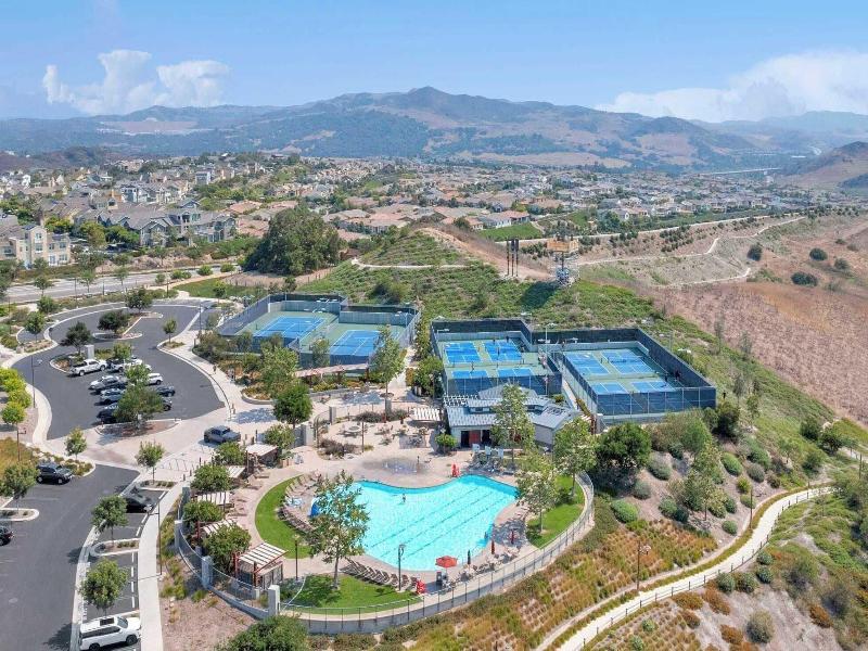 @marbella Lane - Stylish Dream Home In Rmv W/ Pool image