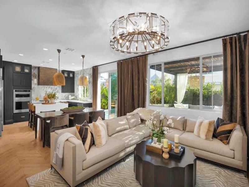 @marbella Lane - Stylish Dream Home In Rmv W/ Pool image