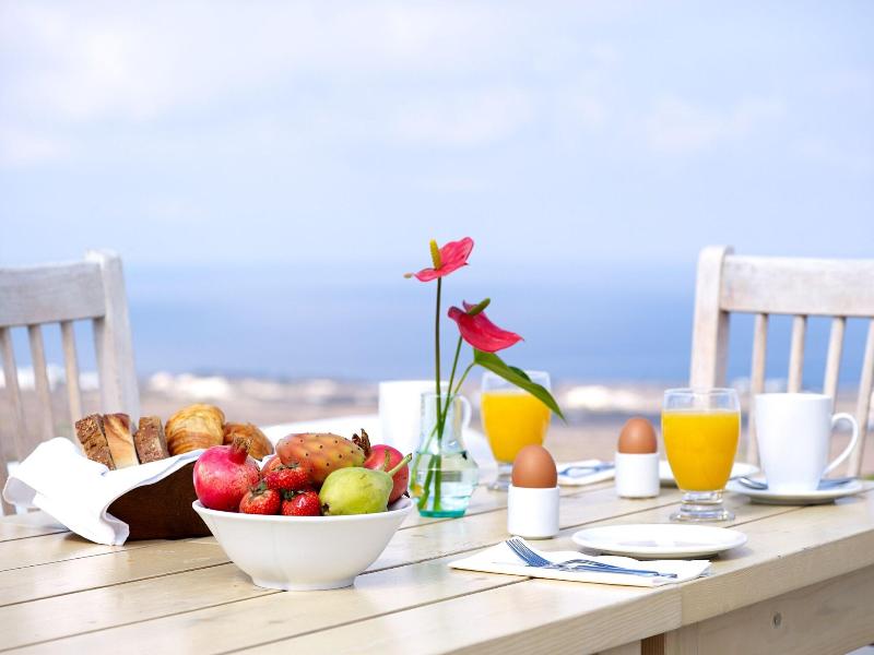 Oia Memories Suites