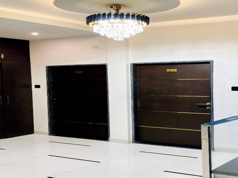 Hotel Urs Palace