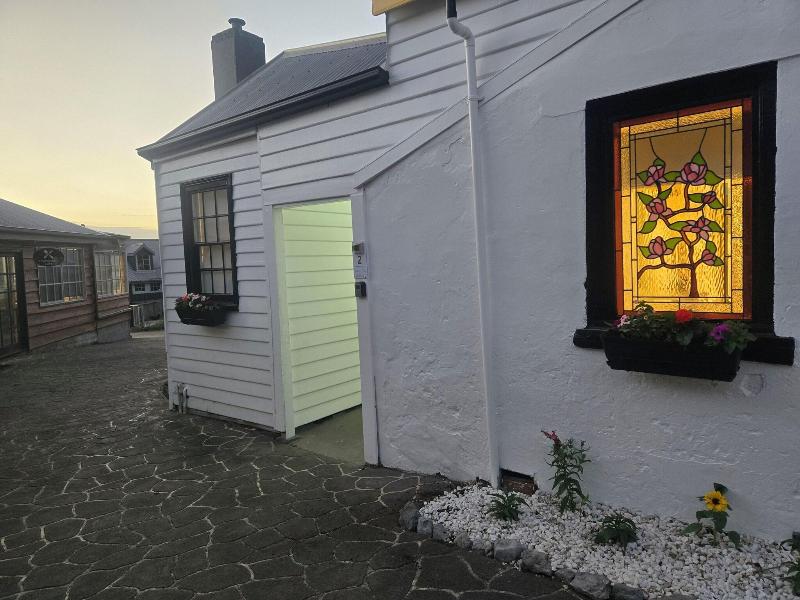 Angel's Aisle Cottages