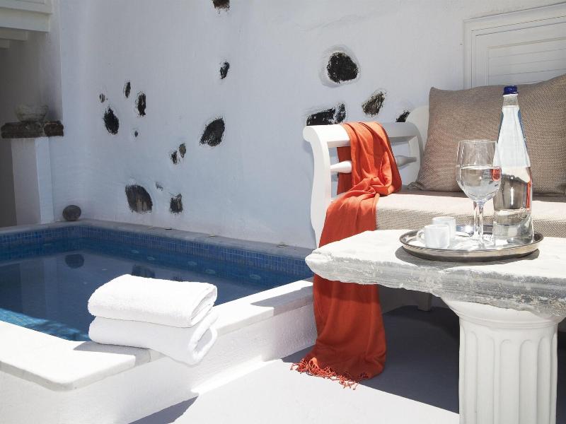 Whitedeck Hotel