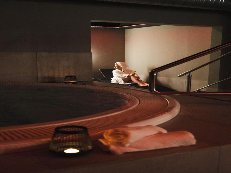 Hotel Vesturland image