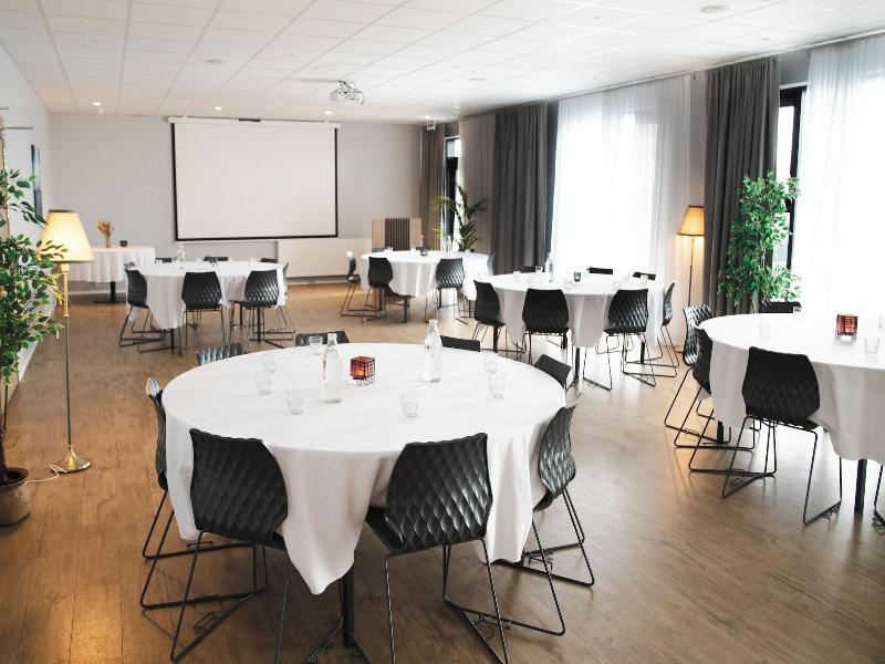Hotel Vesturland image
