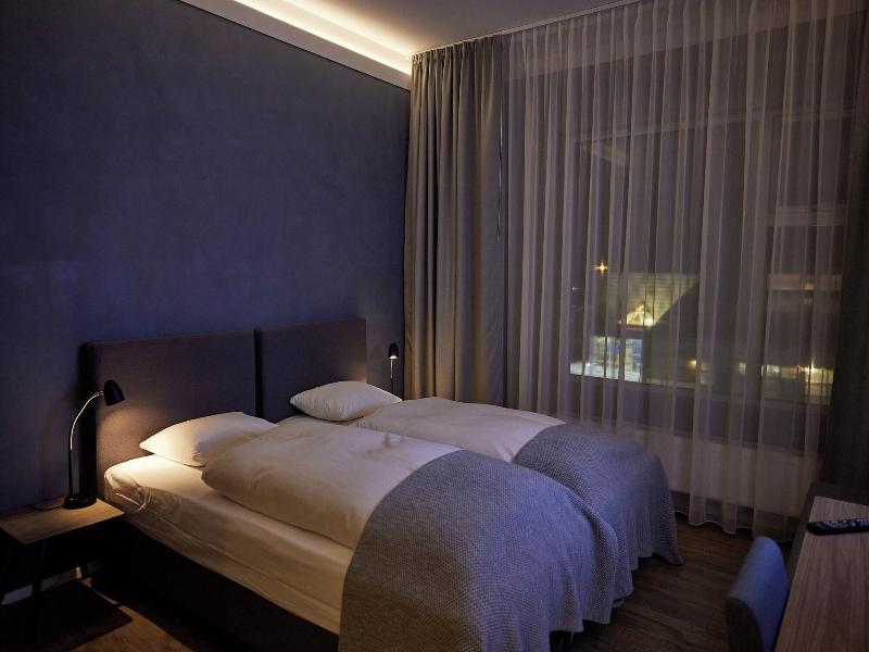 Hotel Vesturland image