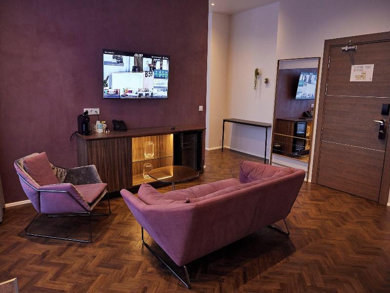 Hotel Vesturland image