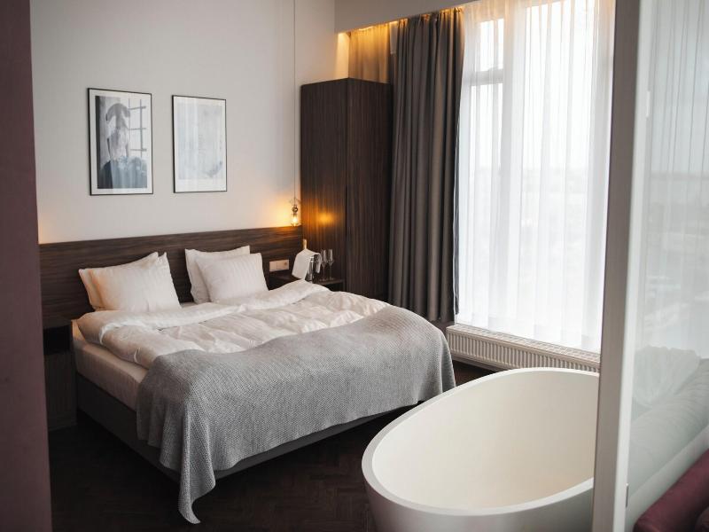 Hotel Vesturland image