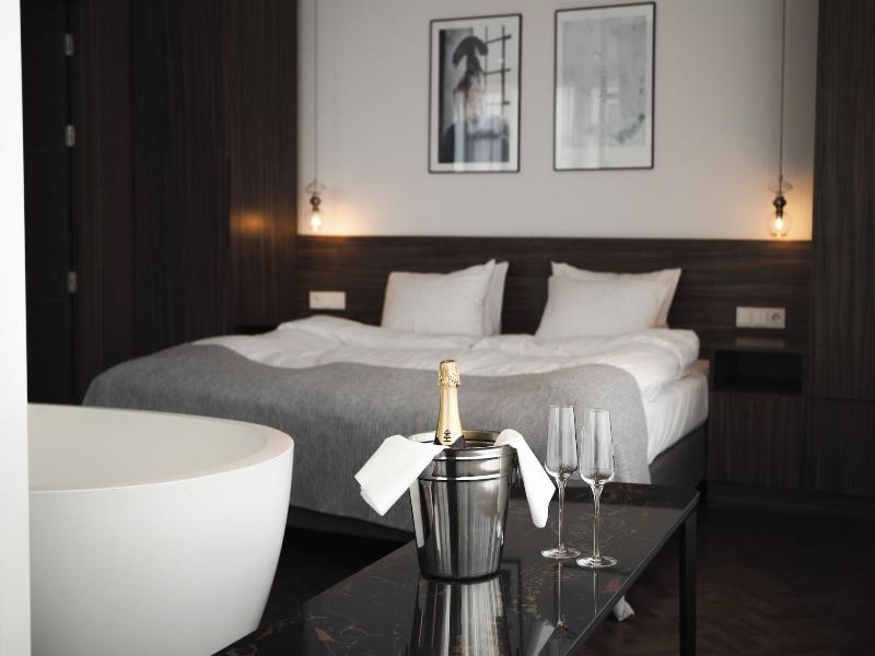 Hotel Vesturland image