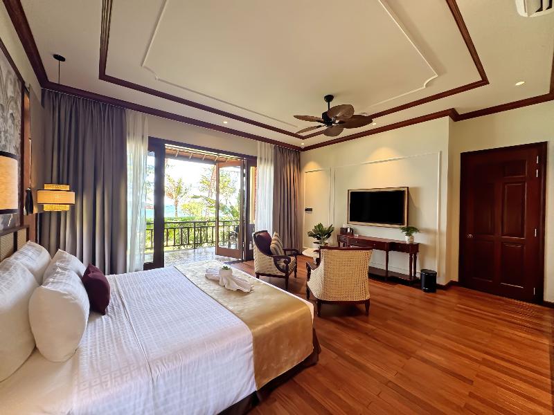 Sunny Beach Resort & Spa image