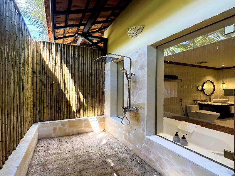Sunny Beach Resort & Spa image