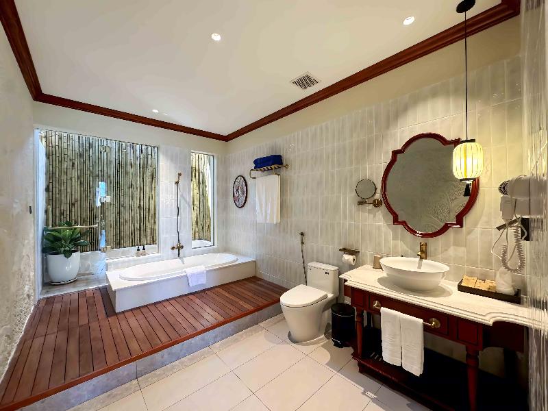 Sunny Beach Resort & Spa image